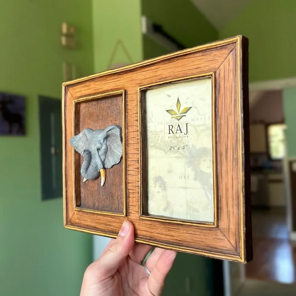 VTG 3D Rustic Textured Elephant Picture Frame Accent Decor